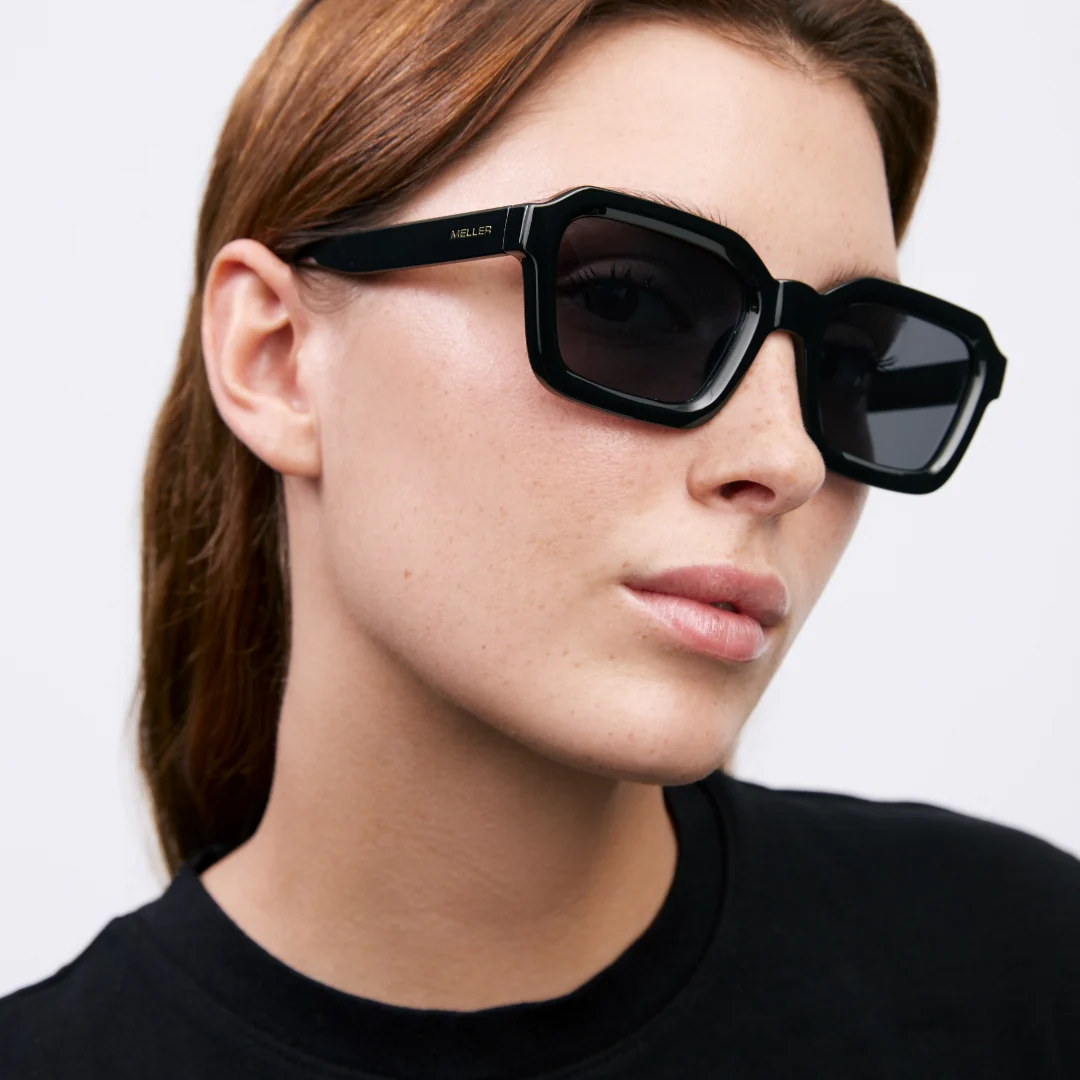 Nayah All Black - Image 5